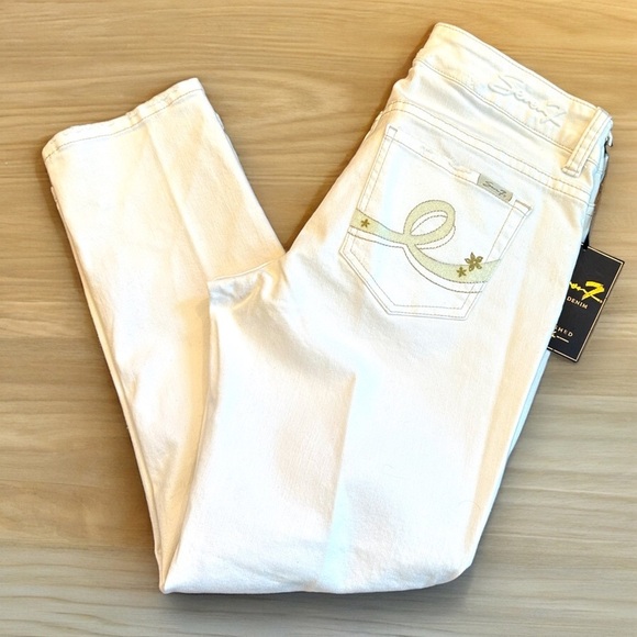 Seven7 Denim - Seven7 white straight leg cropped jeans size 8 gold thread glitter floral accent